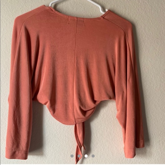 Urban Outfitters Coral Tie Front top - Picture 2 of 3
